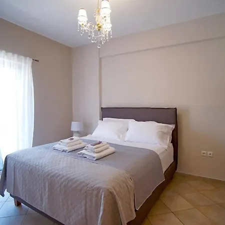 Royal Blu Apartment Kyparissia Exterior photo